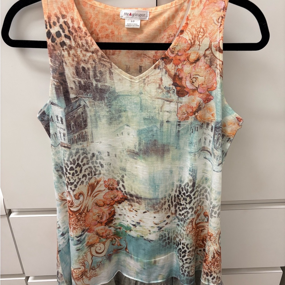 Artistic Print Sleeveless Top